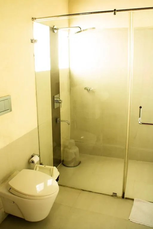 Dc Bed And Breakfast Kottayam 0*,